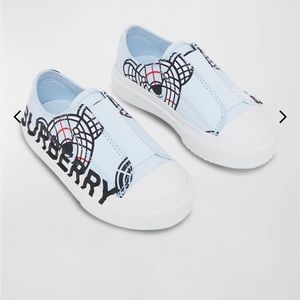 Toddler size 7 Burberry sneakers